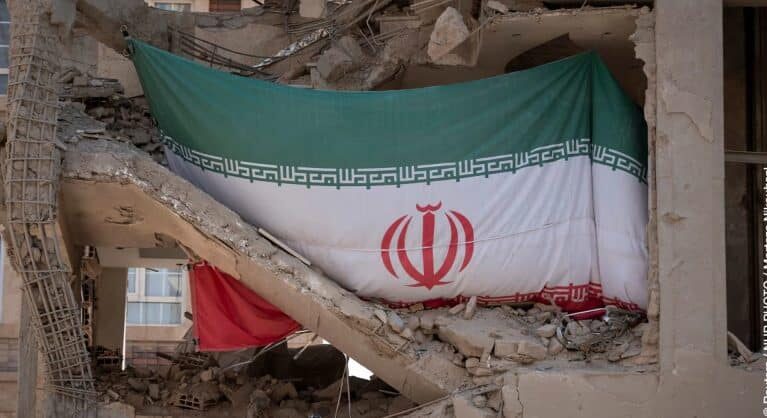 iran-flag-rubble-1-800x418.jpg